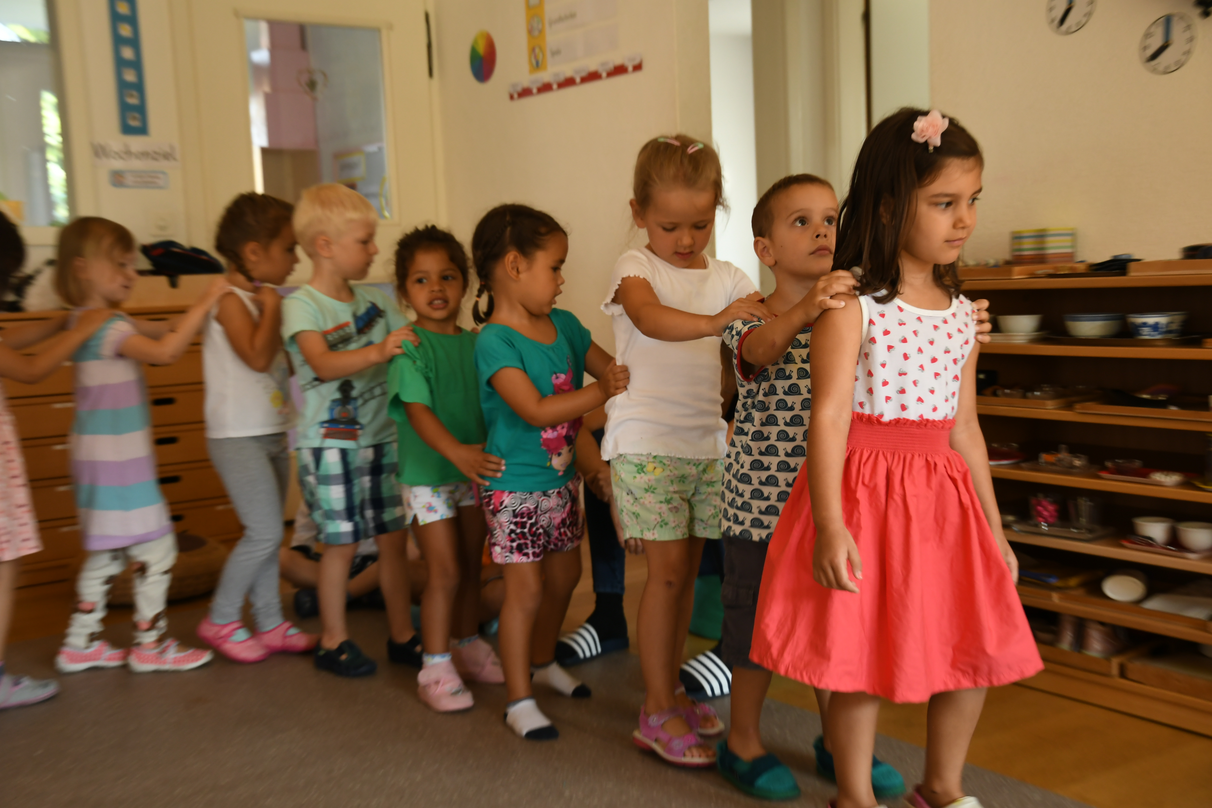 Kinder im montessori kinderhaus sursee